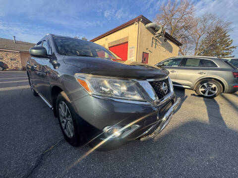2015 Nissan Pathfinder SV