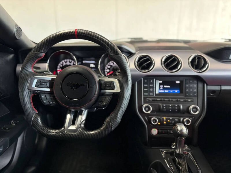 2017 Ford Mustang