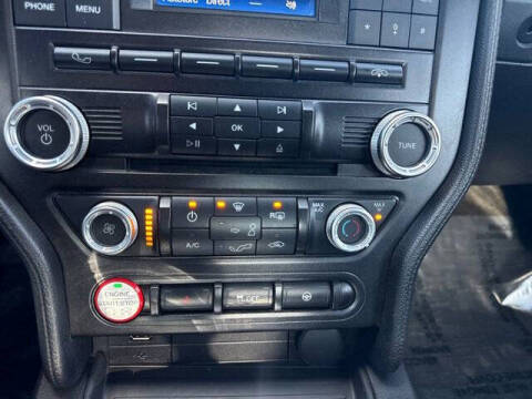 2016 Ford Mustang V6