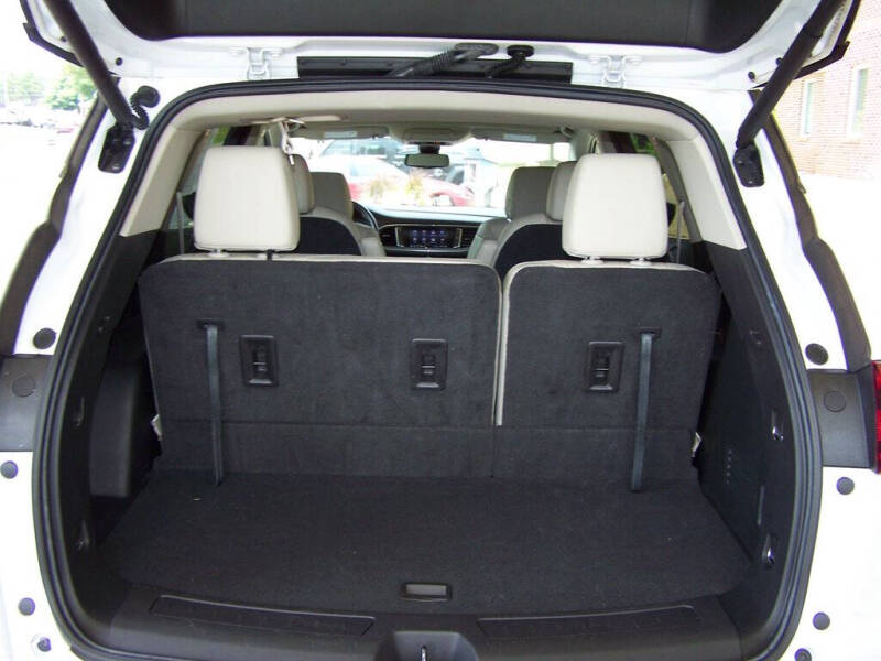 2021 Buick Enclave Essence