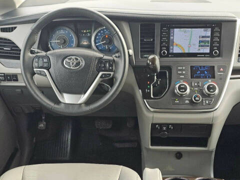 2018 Toyota Sienna