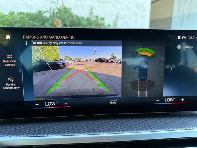 2024 BMW 3 Series 330i