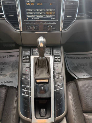 2016 Porsche Macan S