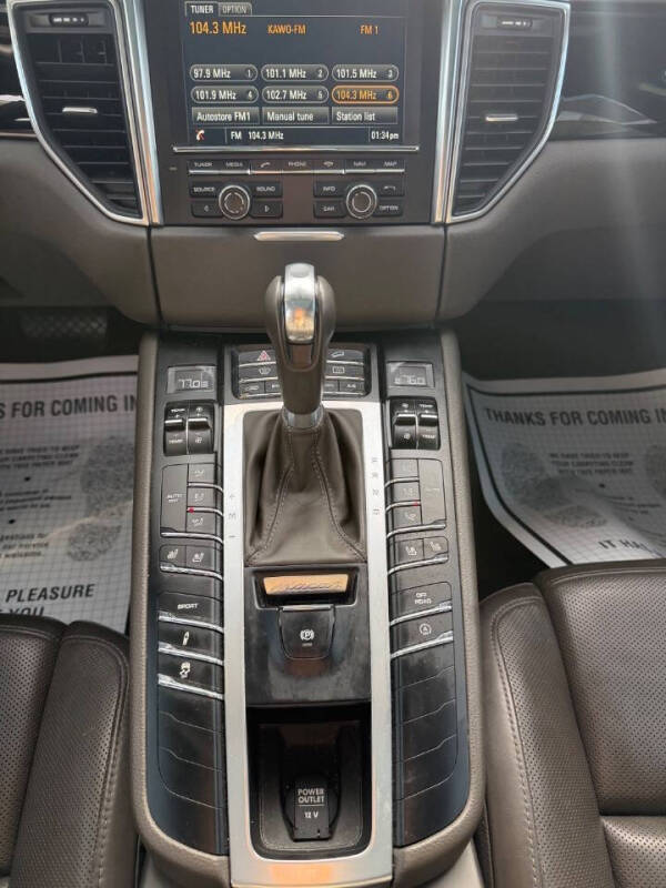 2016 Porsche Macan S