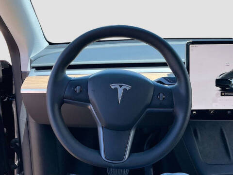 2025 Tesla Model Y Long Range