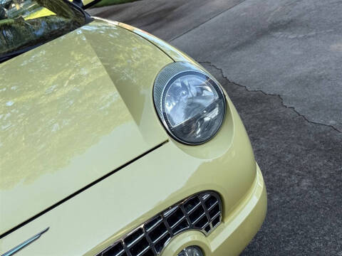 2002 Ford Thunderbird Deluxe