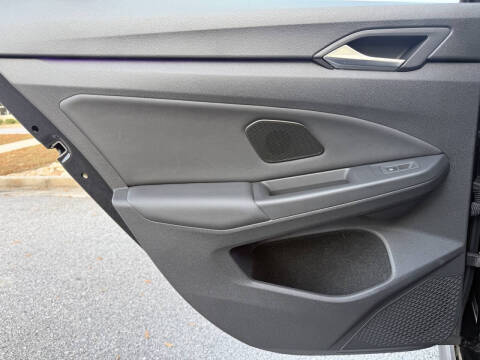 2024 Volkswagen Golf GTI SE