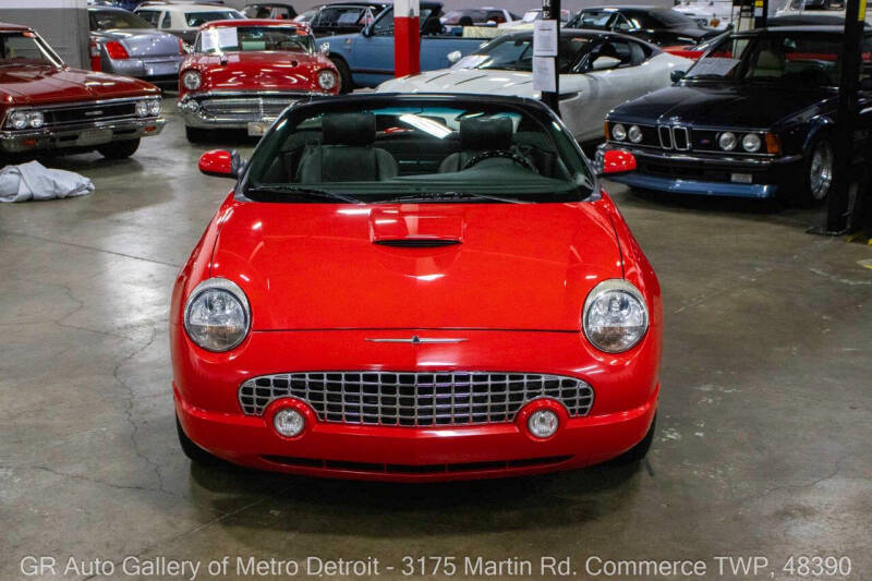 2002 Ford Thunderbird Deluxe