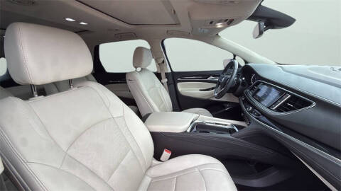 2022 Buick Enclave Essence