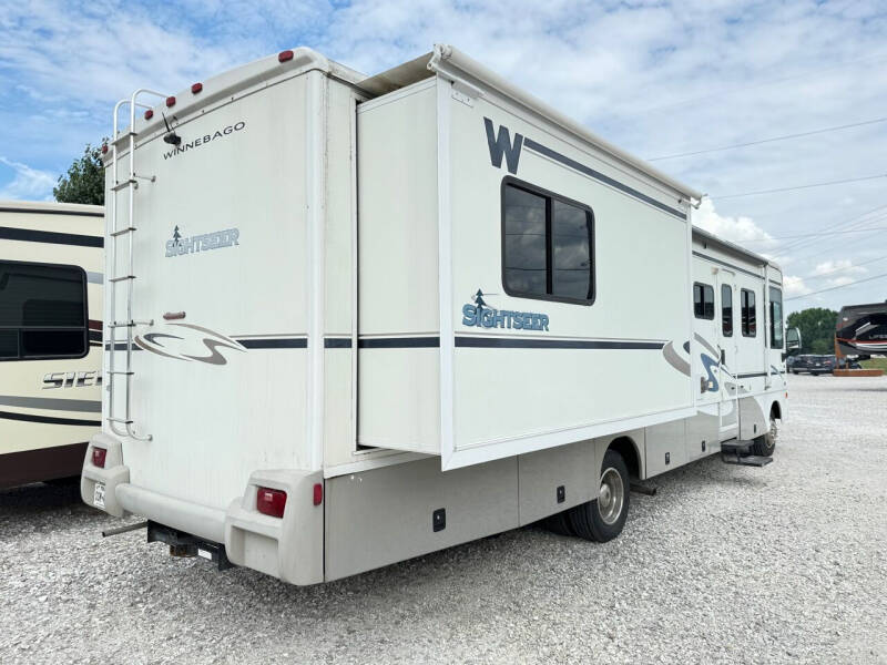 2004 Winnebago Sightseer 35N