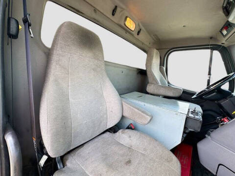 2016 Freightliner 114 SD