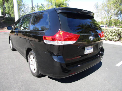 2012 Toyota Sienna Base 7-Passenger