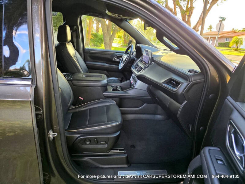 2021 GMC Yukon SLT