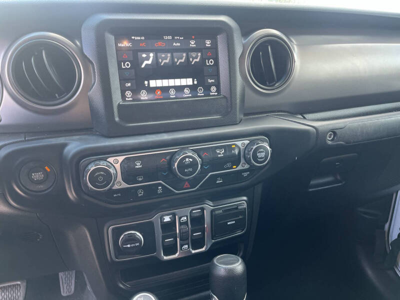 2023 Jeep Gladiator Willys