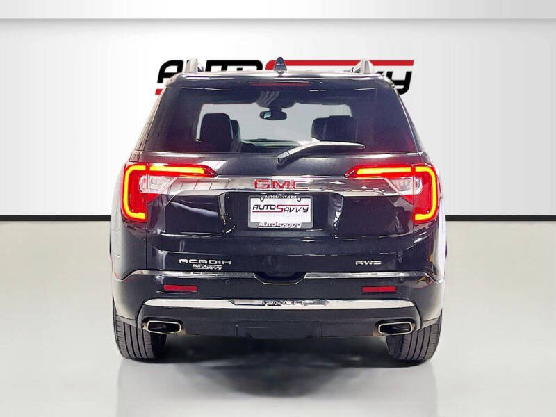 2022 GMC Acadia Denali
