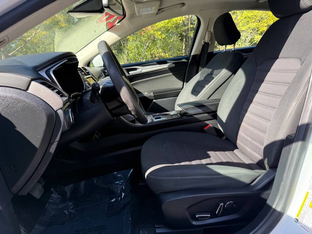 2020 Ford Fusion for sale at Deals & Trades in Aurora, IL