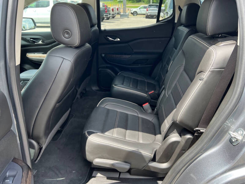 2021 GMC Acadia Denali