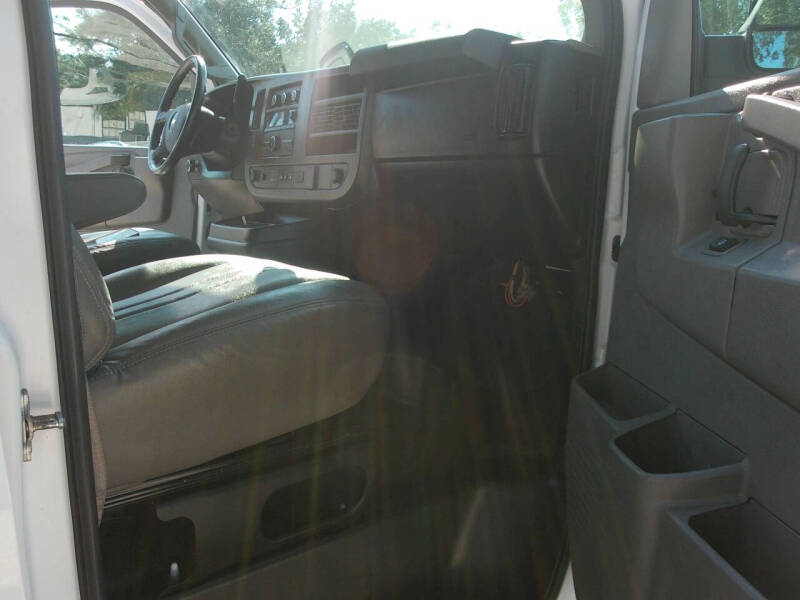 2020 Chevrolet Express 2500