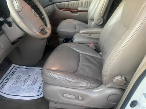 2004 Toyota Sienna