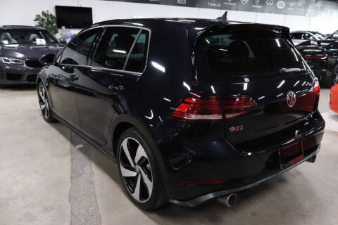 2019 Volkswagen Golf GTI S
