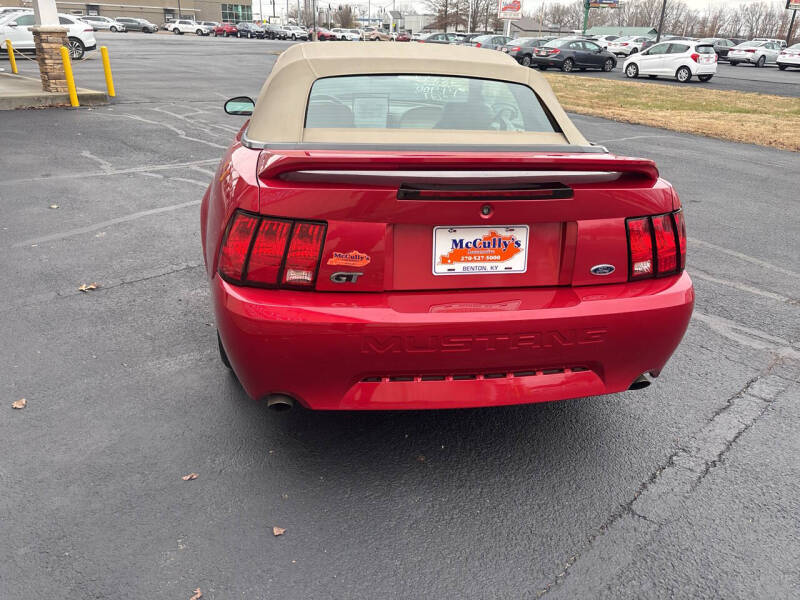 2000 Ford Mustang GT