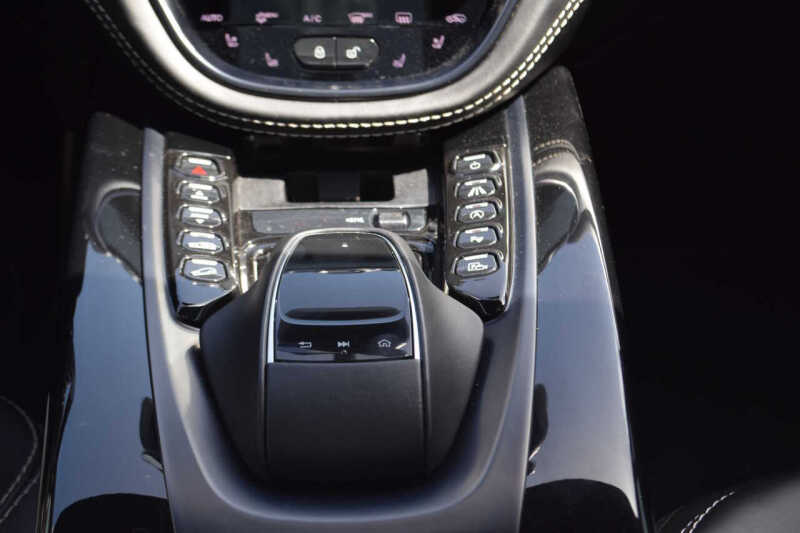 2021 Aston Martin DBX