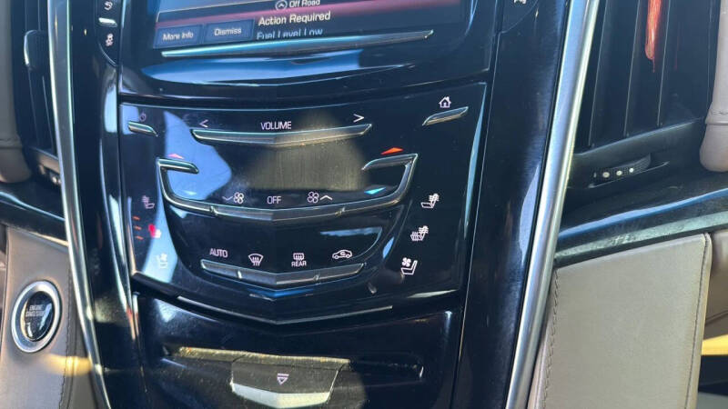 2019 Cadillac Escalade Platinum