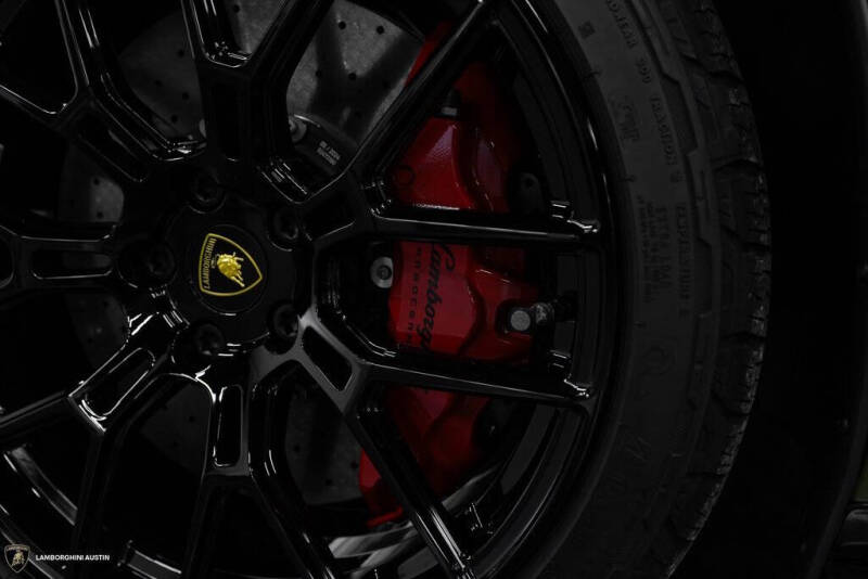 2024 Lamborghini Huracan Sterrato