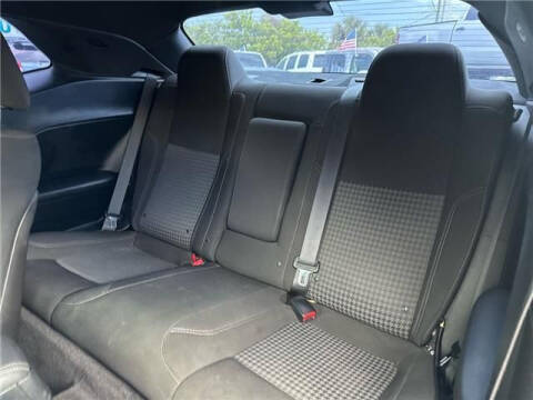 2016 Dodge Challenger SXT