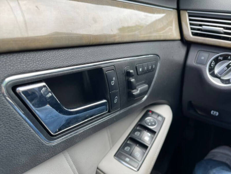 2011 Mercedes-Benz E-Class