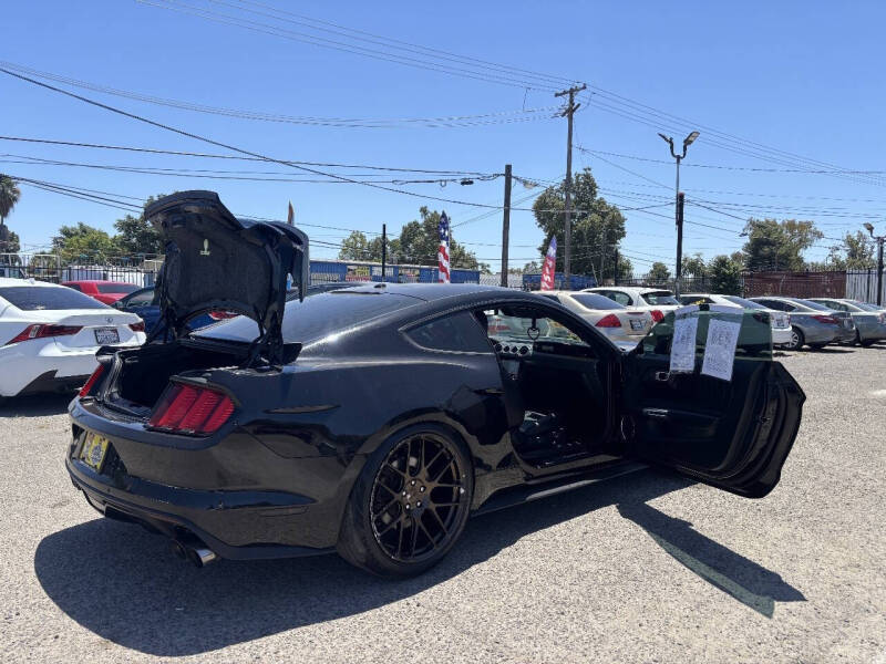 2017 Ford Mustang GT