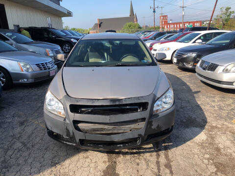 2008 Chevrolet Malibu for sale at Six Brothers Mega Lot in Youngstown OH