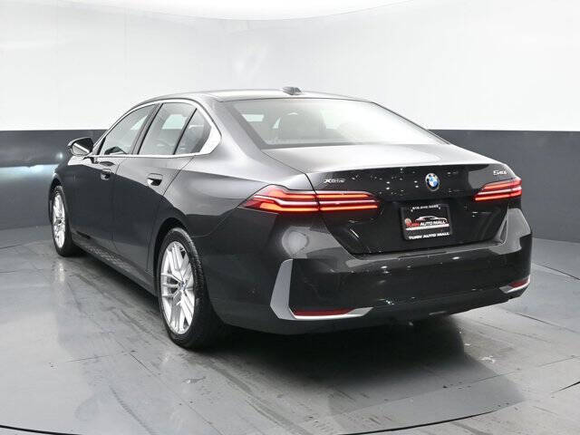 2025 BMW 5 Series 540i xDrive