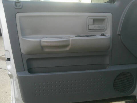 2005 Dodge Dakota SLT