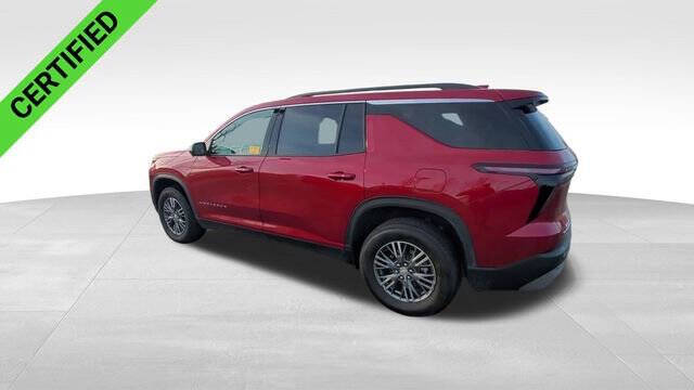 2024 Chevrolet Traverse LT