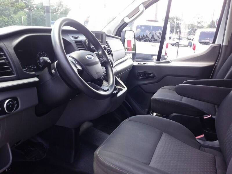 2024 Ford Transit 250