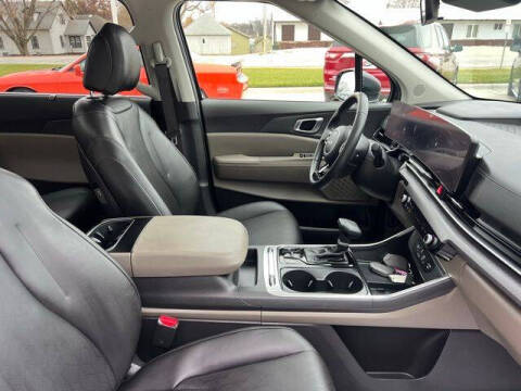 2025 Kia Carnival SX