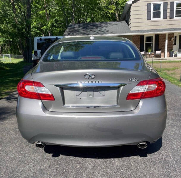 2011 Infiniti M37 x