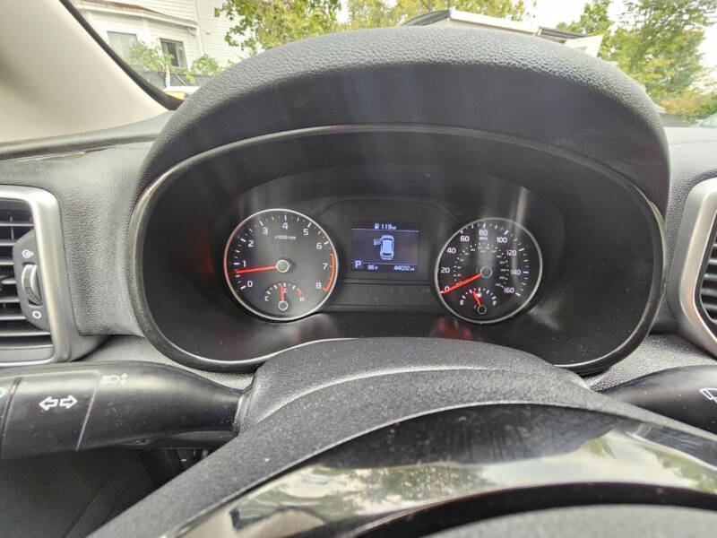 2022 Kia Sportage LX