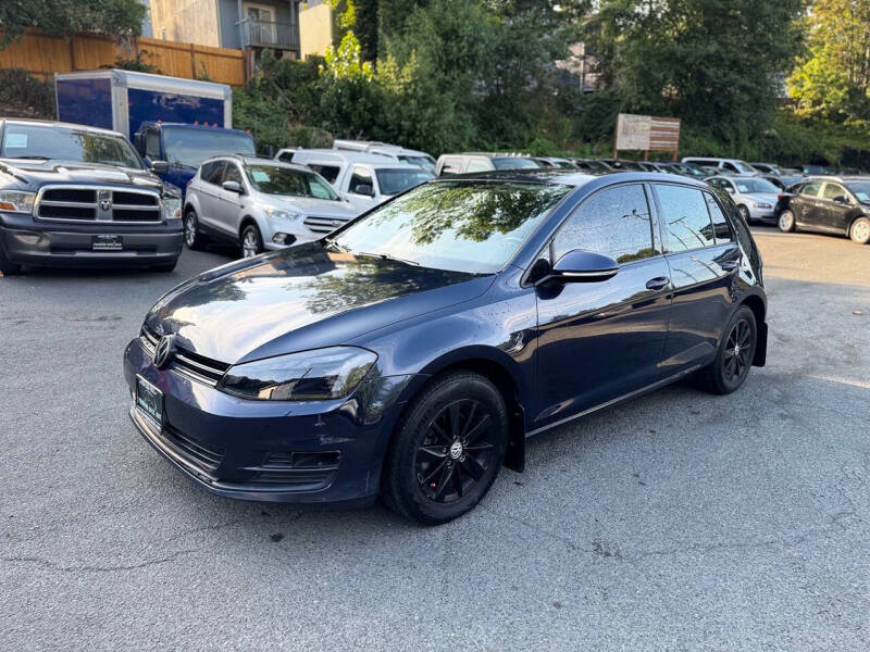 2016 Volkswagen Golf TSI S