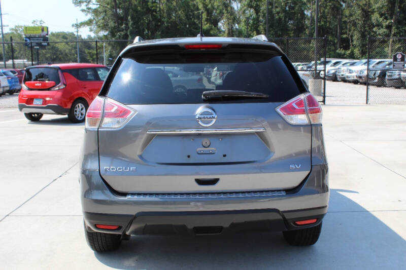 2016 Nissan Rogue SV