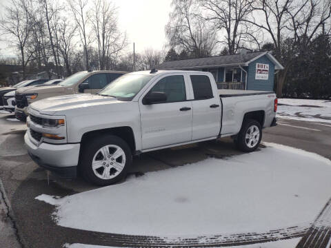 2019 Chevrolet Silverado 1500 LD for sale at Dave's Car Corner in Hartford City IN