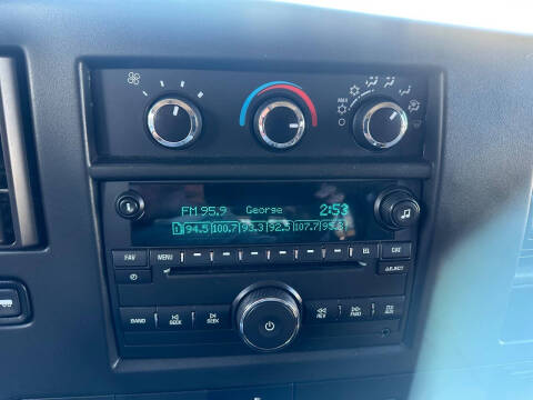 2017 Chevrolet Express LS 2500