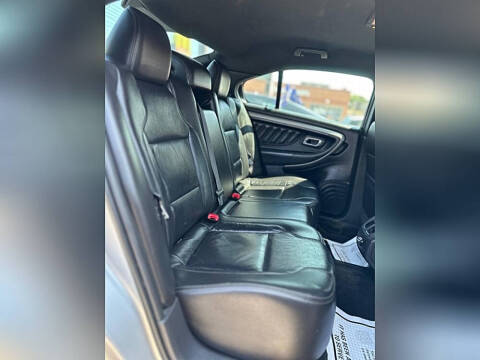 2014 Ford Taurus SEL