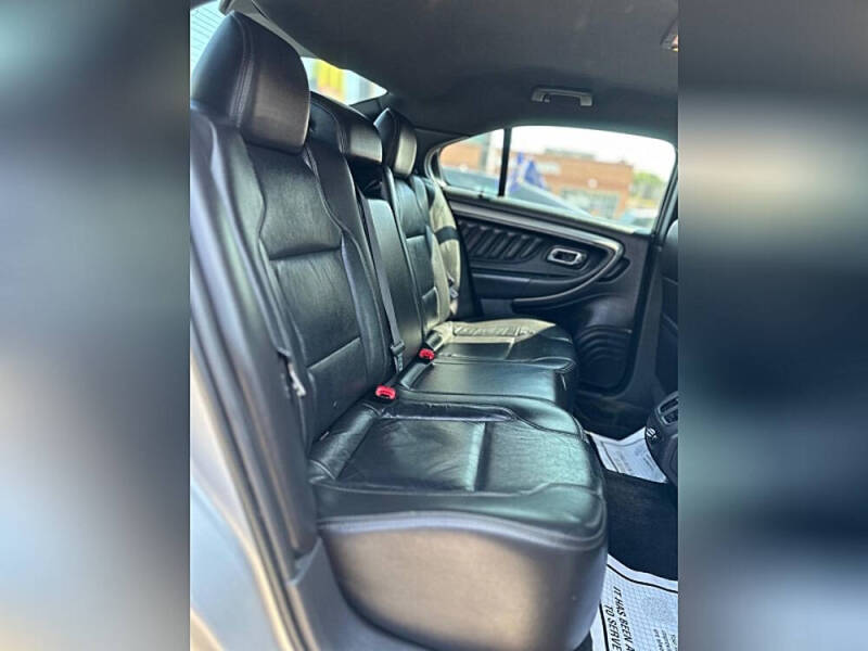 2014 Ford Taurus SEL