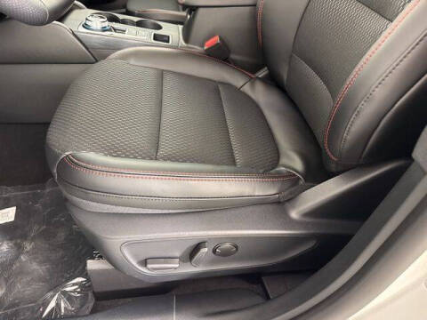 2026 Ford Escape Hybrid ST-Line Select