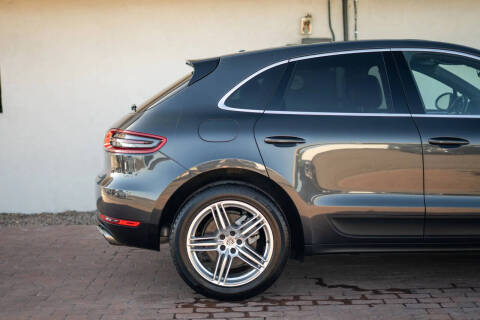 2017 Porsche Macan S