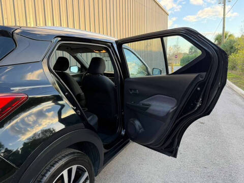 2019 Nissan Kicks SV