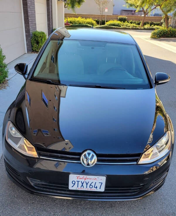 2016 Volkswagen Golf TSI S