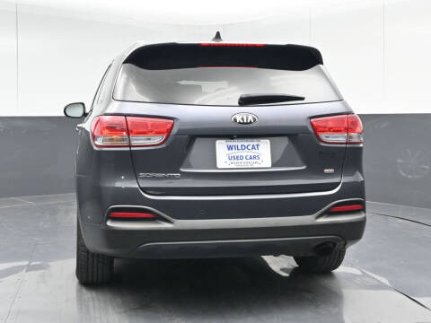 2017 Kia Sorento LX